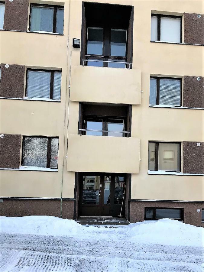 Kemi City L Near Snowcastle, 2 Rooms, Kitchen, Glazed Balcony, Free Parking On Street 외부 사진