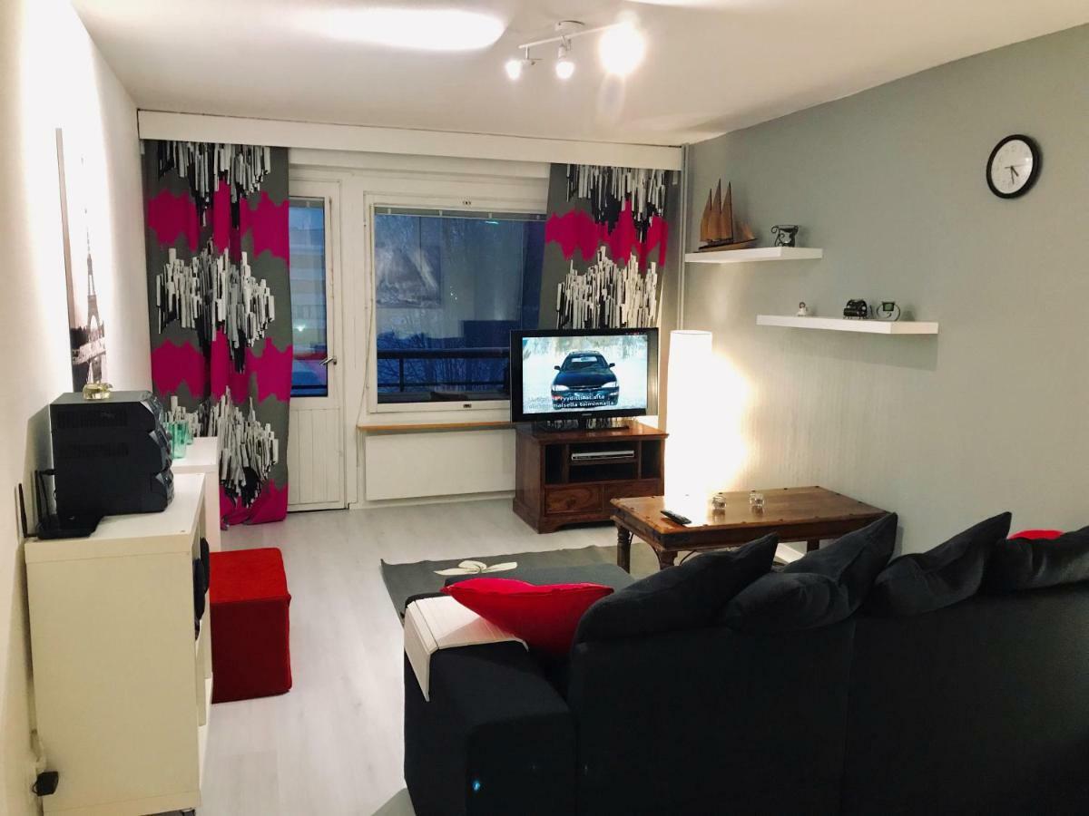 Kemi City L Near Snowcastle, 2 Rooms, Kitchen, Glazed Balcony, Free Parking On Street 외부 사진