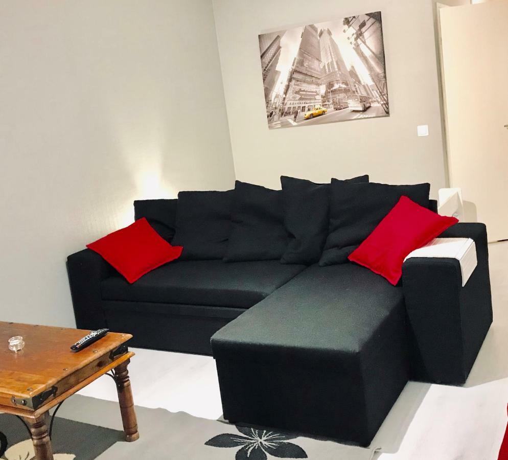 Kemi City L Near Snowcastle, 2 Rooms, Kitchen, Glazed Balcony, Free Parking On Street 외부 사진