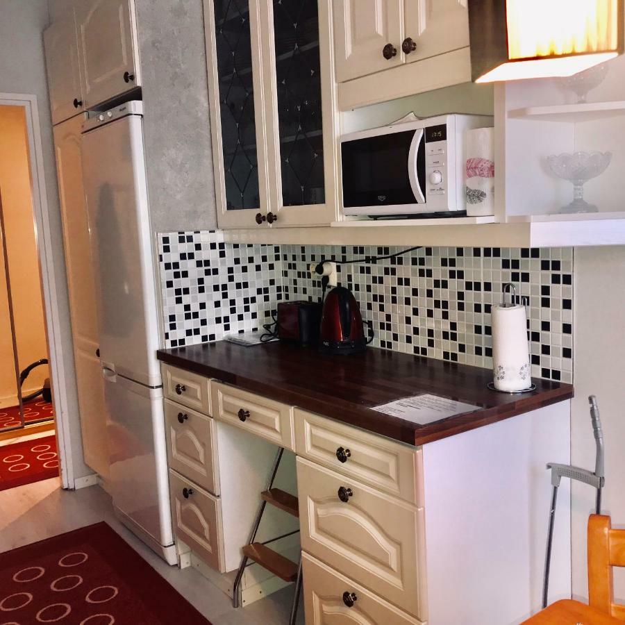 Kemi City L Near Snowcastle, 2 Rooms, Kitchen, Glazed Balcony, Free Parking On Street 외부 사진