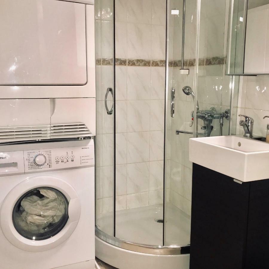 Kemi City L Near Snowcastle, 2 Rooms, Kitchen, Glazed Balcony, Free Parking On Street 외부 사진
